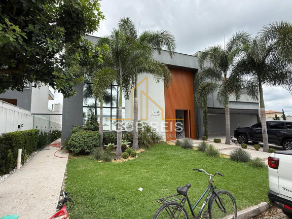 Casa de Condomínio com 4 Quartos para Alugar,  em Parque Rodoviário - Campos Dos Goytacazes