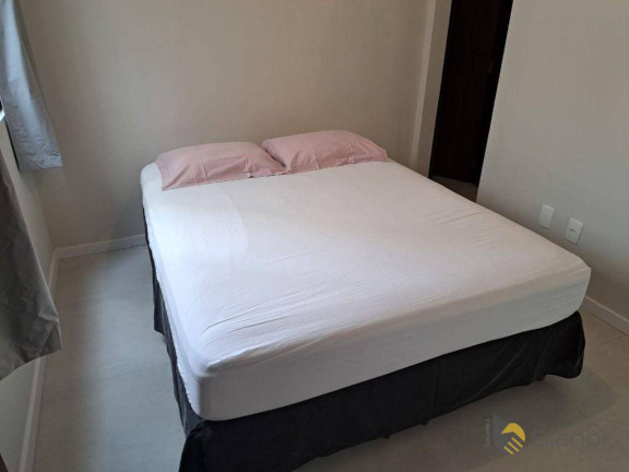 Imagem Apartamento com 4 Quartos à Venda, 240 m² em Meia Praia - Itapema