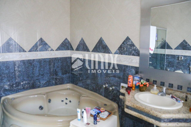 Imagem Casa com 5 Quartos à Venda, 500 m² em Parque Turf Club - Campos Dos Goytacazes