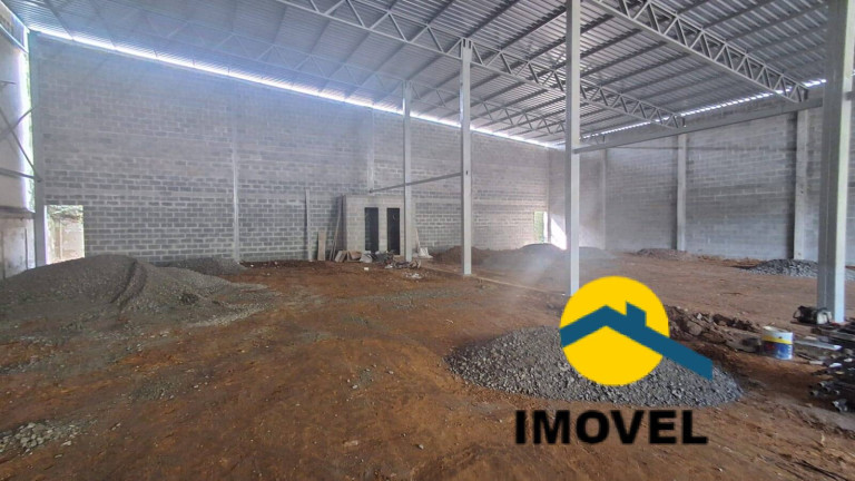 Imagem Galpão para Alugar, 670 m² em Itaipu - Niterói Imagem Galpão para Alugar, 670 m² em Itaipu - Niterói