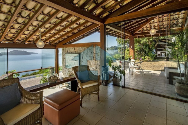 Imagem Casa com 5 Quartos à Venda, 35.320 m² em Piraquara - Angra Dos Reis