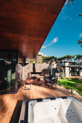 Imagem Casa de Condomínio com 4 Quartos à Venda, 588 m² em Condomínio Aspen Mountain - Gramado