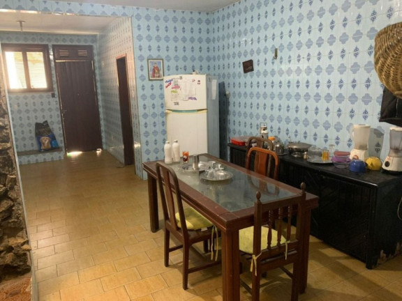 Imagem Imóvel com 3 Quartos à Venda, 277 m² em Cidade Dos Funcionários - Fortaleza Imagem Imóvel com 3 Quartos à Venda, 277 m² em Cidade Dos Funcionários - Fortaleza