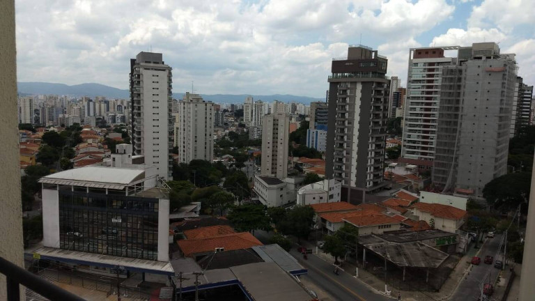 Apartamento com 2 Quartos à Venda,  em Sumarezinho - São Paulo