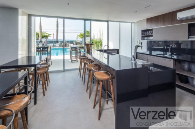 Imagem Apartamento com 6 Quartos à Venda, 490 m² em Centro - Balneário Camboriú Imagem Apartamento com 6 Quartos à Venda, 490 m² em Centro - Balneário Camboriú