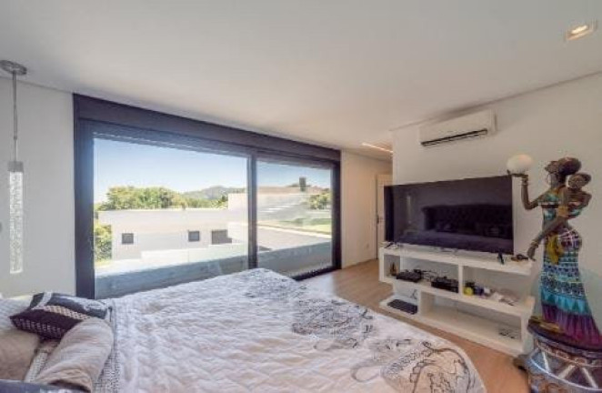 Imagem Casa com 5 Quartos à Venda, 340 m² em Vila Nova - Porto Alegre