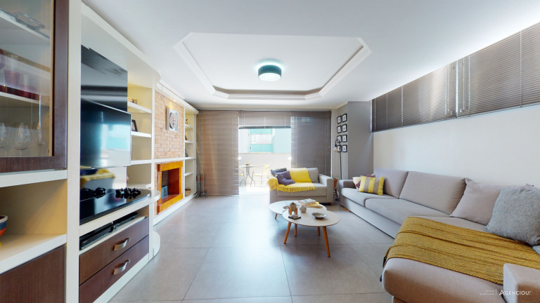 Imagem Cobertura com 3 Quartos à Venda, 213 m² em Cavalhada - Porto Alegre Imagem Cobertura com 3 Quartos à Venda, 213 m² em Cavalhada - Porto Alegre