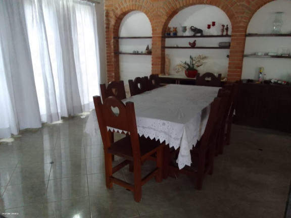 Imagem Casa com 4 Quartos à Venda, 247 m² em Jardim Virgínia - Guarujá Imagem Casa com 4 Quartos à Venda, 247 m² em Jardim Virgínia - Guarujá