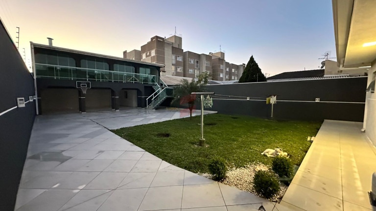 Imagem Casa com 3 Quartos à Venda, 400 m² em Vargem Grande - Pinhais Imagem Casa com 3 Quartos à Venda, 400 m² em Vargem Grande - Pinhais