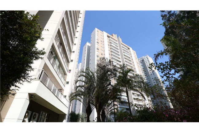 Imagem Imóvel com 4 Quartos à Venda, em Panamby - São Paulo Imagem Imóvel com 4 Quartos à Venda, em Panamby - São Paulo