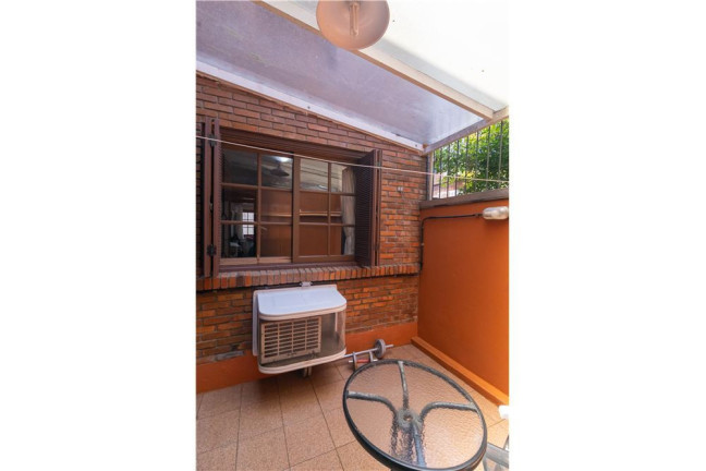 Imagem Imóvel com 2 Quartos à Venda, em Mont Serrat - Porto Alegre Imagem Imóvel com 2 Quartos à Venda, em Mont Serrat - Porto Alegre