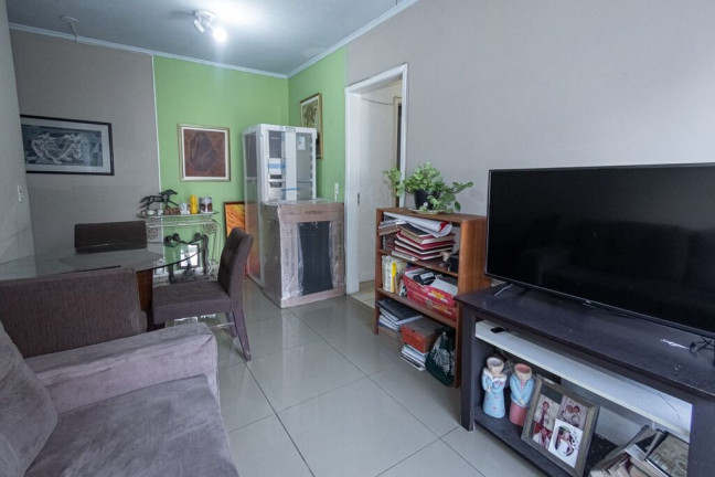 Imagem Apartamento com 3 Quartos à Venda, 77 m² em Passo Da Areia - Porto Alegre