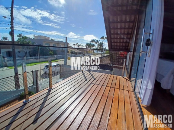 Imagem Casa com 4 Quartos à Venda, 360 m² em Pinheiros - Balneário Barra Do Sul
