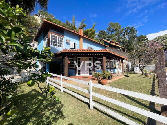 Imagem Casa com 5 Quartos à Venda, 220 m² em Golfe - Teresópolis