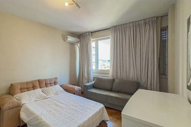 Imagem Apartamento com 4 Quartos à Venda, 190 m² em Rio Branco - Porto Alegre Imagem Apartamento com 4 Quartos à Venda, 190 m² em Rio Branco - Porto Alegre