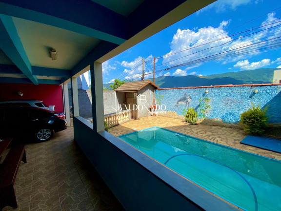 Imagem Casa com 5 Quartos à Venda, 300 m² em Centro - Extrema Imagem Casa com 5 Quartos à Venda, 300 m² em Centro - Extrema