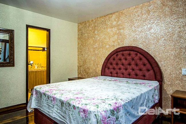 Imagem Casa com 3 Quartos à Venda, 310 m² em São Braz - Curitiba