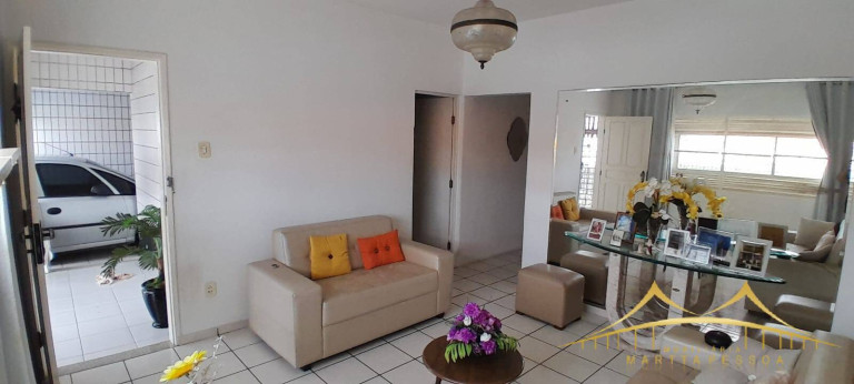 Imagem Casa com 4 Quartos à Venda, 250 m² em Lagoa Nova - Natal Imagem Casa com 4 Quartos à Venda, 250 m² em Lagoa Nova - Natal