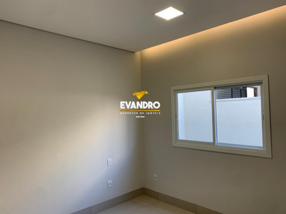 Imagem Casa com 3 Quartos à Venda, 250 m² em Condomínio Primor Das Torres - Cuiabá