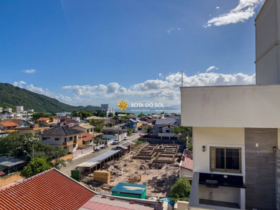 Imagem Cobertura com 3 Quartos à Venda, 135 m² em Canto Grande - Bombinhas