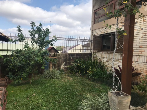 Imagem Casa com 3 Quartos à Venda, 200 m² em Alto Petrópolis - Porto Alegre Imagem Casa com 3 Quartos à Venda, 200 m² em Alto Petrópolis - Porto Alegre