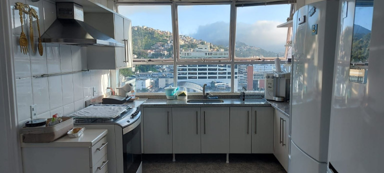 Imagem Cobertura com 3 Quartos à Venda, 275 m² em Várzea - Teresópolis