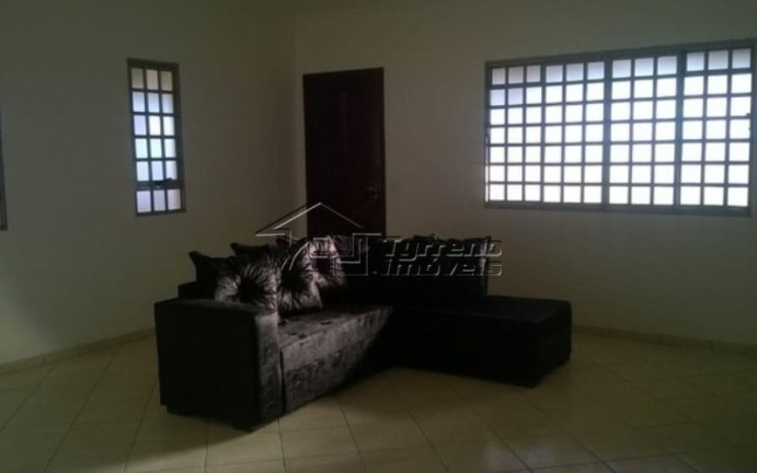 Imagem Imóvel com 3 Quartos à Venda, 250 m² em Jardim Colônia - Jacareí