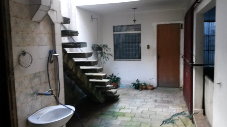 Imagem Casa com 4 Quartos à Venda, 199 m² em Centro - Pindamonhangaba