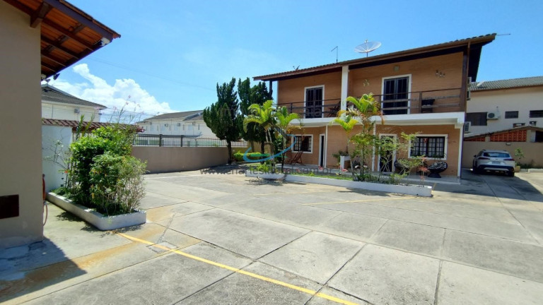 Imagem Casa com 3 Quartos à Venda, 144 m² em Massaguaçu - Caraguatatuba