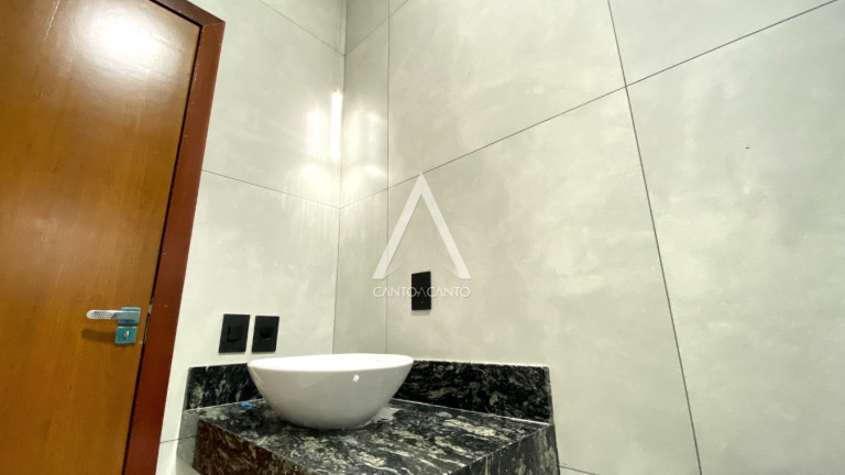 Imagem Casa com 3 Quartos à Venda, 377 m² em Residencial Riviera Suíça - Sinop