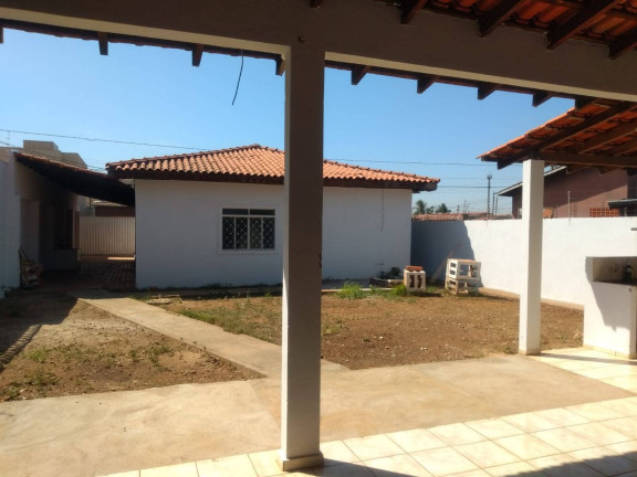 Imagem Casa com 3 Quartos à Venda, 360 m² em Costa Verde - Várzea Grande