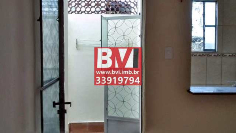 Imagem Casa com 1 Quarto à Venda, 40 m² em Penha Circular - Rio De Janeiro Imagem Casa com 1 Quarto à Venda, 40 m² em Penha Circular - Rio De Janeiro