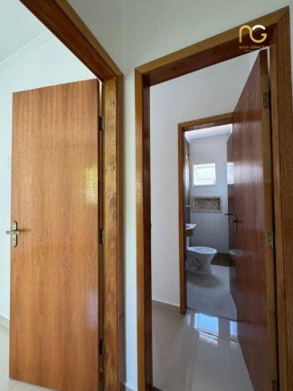 Imagem Casa com 2 Quartos à Venda, 60 m² em Tupi - Praia Grande Imagem Casa com 2 Quartos à Venda, 60 m² em Tupi - Praia Grande