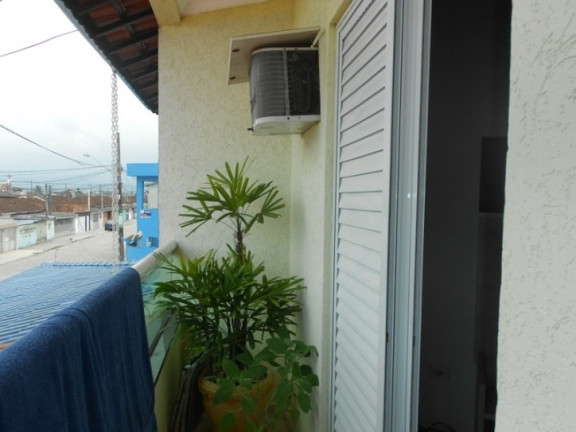 Imagem Sobrado com 2 Quartos à Venda, 70 m² em Vila Tupy - Praia Grande Imagem Sobrado com 2 Quartos à Venda, 70 m² em Vila Tupy - Praia Grande