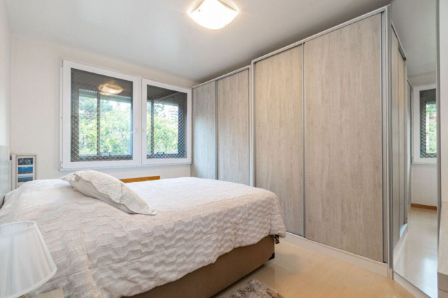 Imagem Imóvel com 3 Quartos à Venda, 100 m² em Moinhos De Vento - Porto Alegre