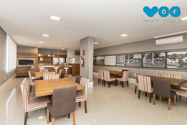 Imagem Imóvel com 3 Quartos à Venda, 128 m² em Menino Deus - Porto Alegre Imagem Imóvel com 3 Quartos à Venda, 128 m² em Menino Deus - Porto Alegre