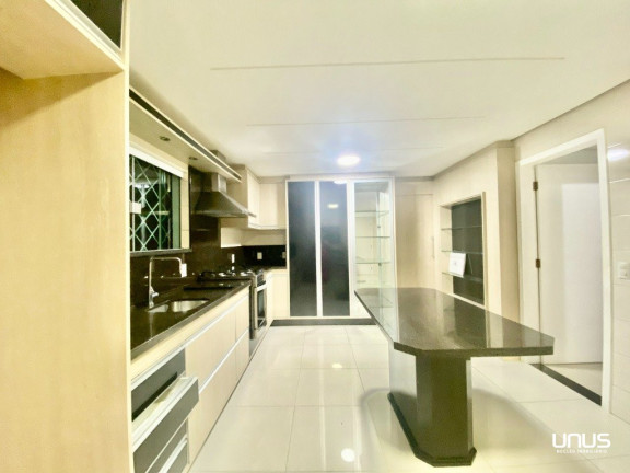 Imagem Casa com 3 Quartos à Venda, 250 m² em Forquilhas - São José Imagem Casa com 3 Quartos à Venda, 250 m² em Forquilhas - São José