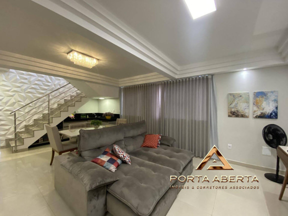 Imagem Cobertura com 4 Quartos à Venda, 155 m² em Iguaçu - Ipatinga
