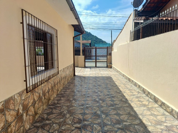 Imagem Casa com 3 Quartos à Venda, 260 m² em Itaóca - Mongaguá