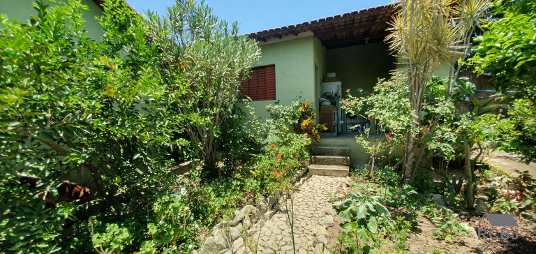 Imagem Casa com 4 Quartos à Venda,  em Fernão Dias - Esmeraldas