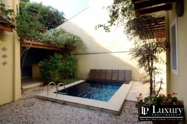 Imagem Casa com 4 Quartos à Venda, em Vila Madalena - São Paulo Imagem Casa com 4 Quartos à Venda, em Vila Madalena - São Paulo