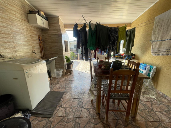 Imagem Casa com 2 Quartos à Venda, 90 m² em Campo De Santana - Curitiba Imagem Casa com 2 Quartos à Venda, 90 m² em Campo De Santana - Curitiba