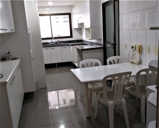 Imagem Apartamento com 4 Quartos para Alugar, em Alphaville - Barueri Imagem Apartamento com 4 Quartos para Alugar, em Alphaville - Barueri