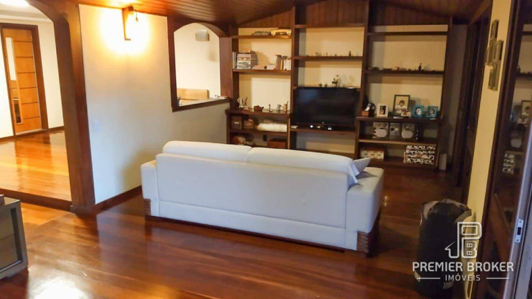 Imagem Casa com 4 Quartos à Venda, 163 m² em Alto - Teresópolis