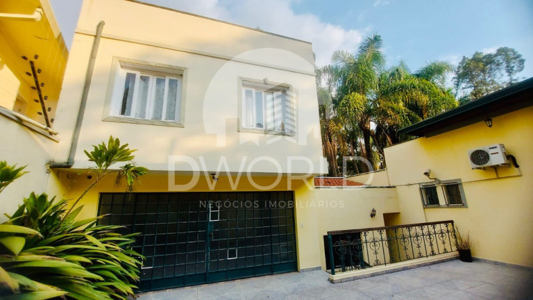 Casa com 6 Quartos à Venda, 347 m² em Jardim América - São Paulo
