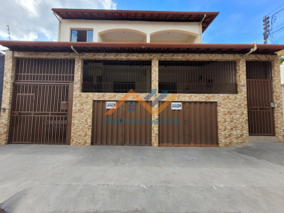 Casa com 4 Quartos à Venda, 389 m² em Veneza - Ipatinga