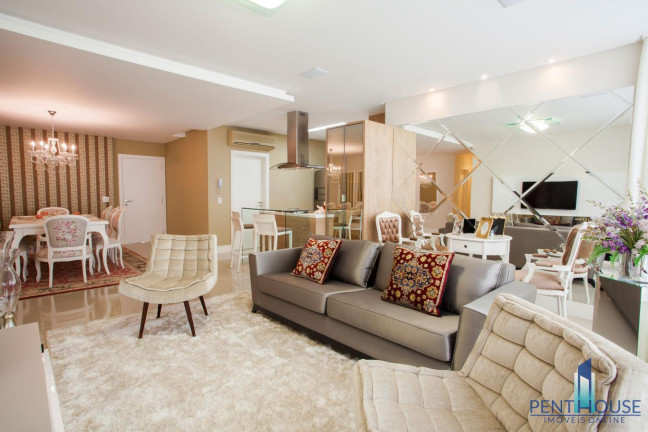 Imagem Apartamento com 3 Quartos à Venda, 128 m² em Centro - Balneário Camboriú Imagem Apartamento com 3 Quartos à Venda, 128 m² em Centro - Balneário Camboriú