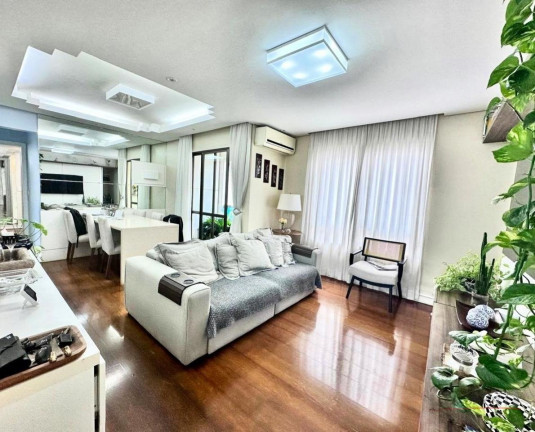 Apartamento com 3 Quartos à Venda, 140 m² em Centro - Florianópolis