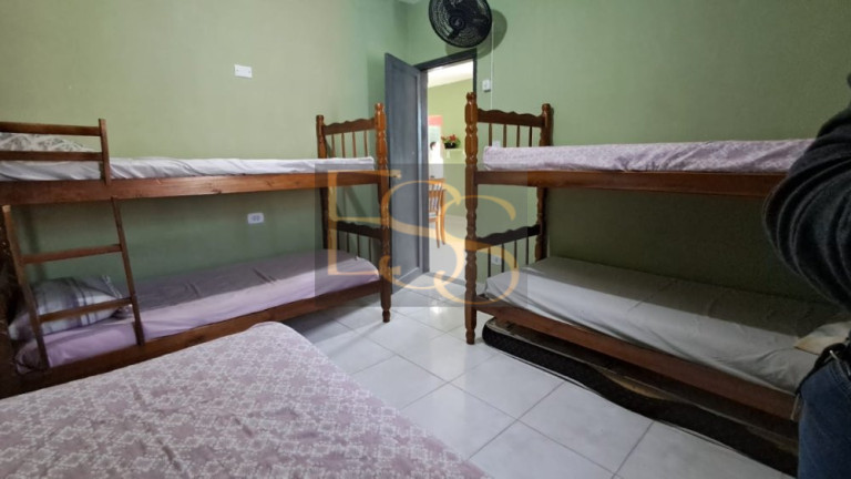 Imagem Casa com 6 Quartos à Venda, 289 m² em Balneário Regina Maria - Mongaguá Imagem Casa com 6 Quartos à Venda, 289 m² em Balneário Regina Maria - Mongaguá