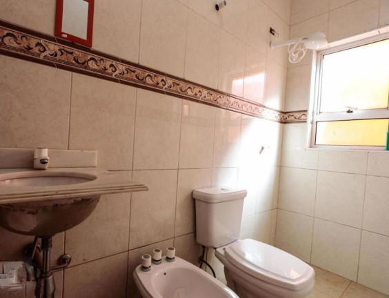 Imagem Casa com 4 Quartos à Venda, 240 m² em Fazenda Morumbi - São Paulo Imagem Casa com 4 Quartos à Venda, 240 m² em Fazenda Morumbi - São Paulo
